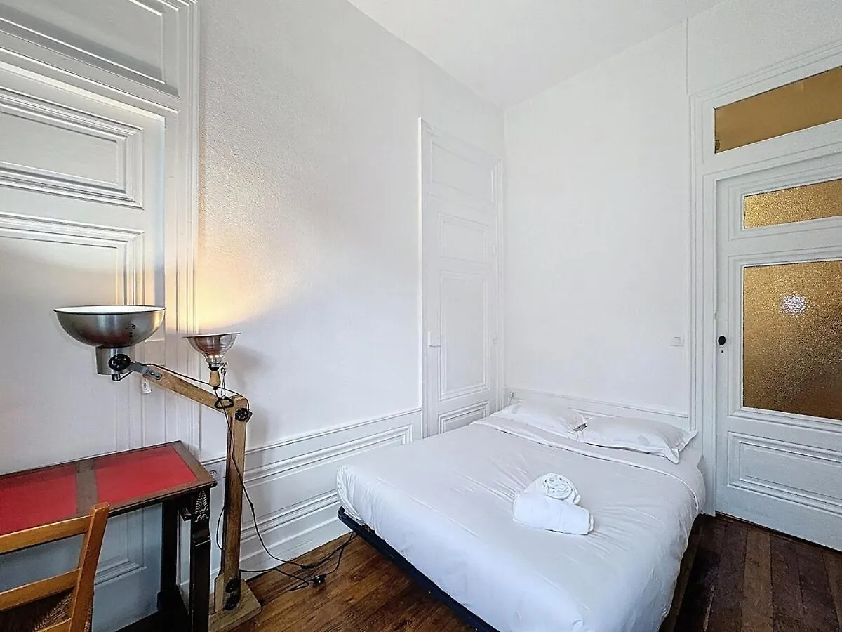 Appartement Home Away Tramassac 1 Lyon France